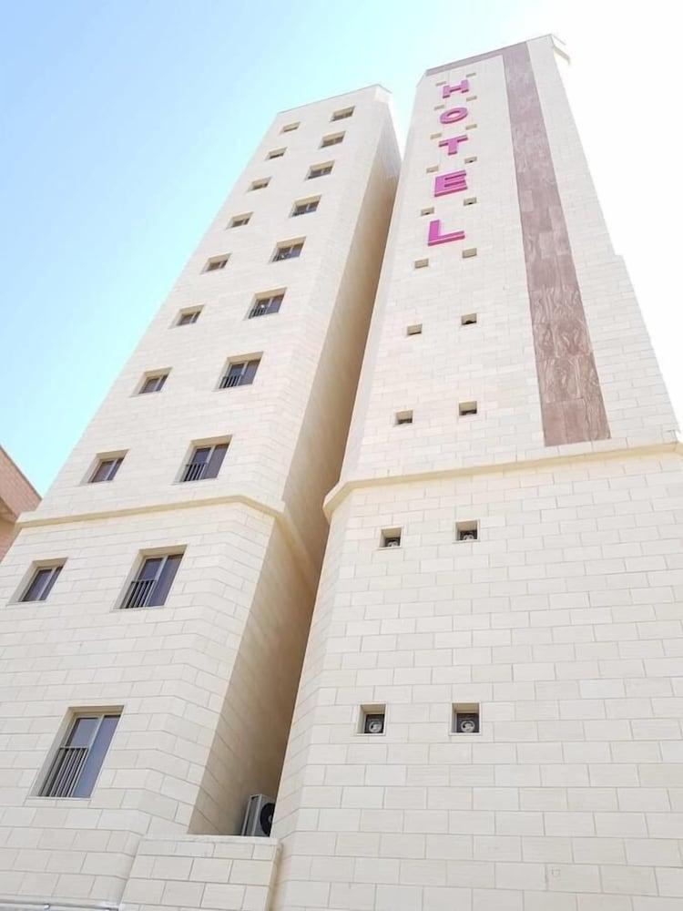 Magic Suite Al Mahboula Kuwait City Ngoại thất bức ảnh